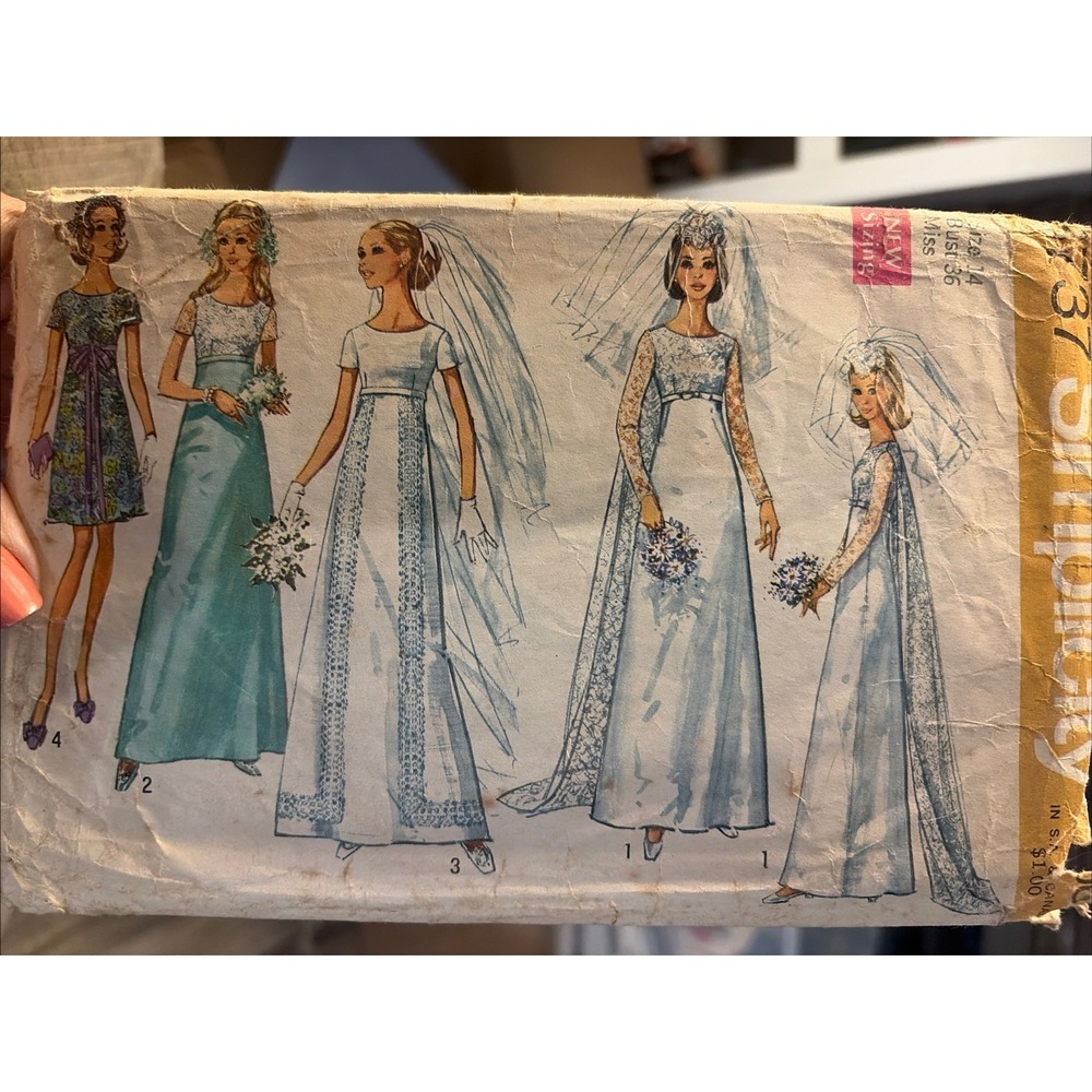 Vintage 1970 Simplicity pattern 8737 wedding formal Size 14 Bust 36 CUT